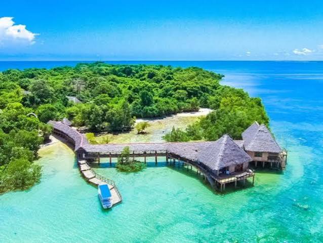 1 DAY FUNZI ISLAND